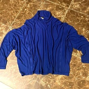 We The Free Sweater Sz M